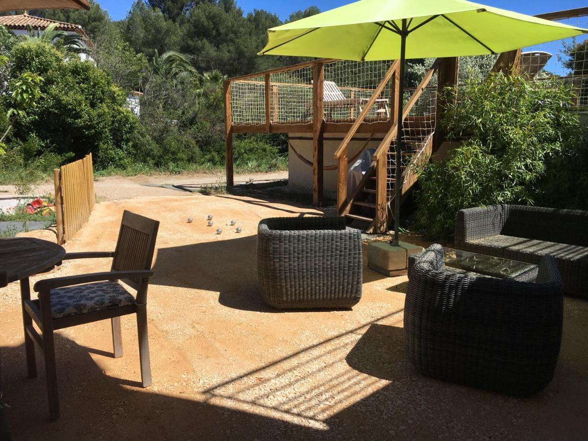 Rez-de-villa proche de la mer Saint-Cyr-sur-Mer Extérieur photo